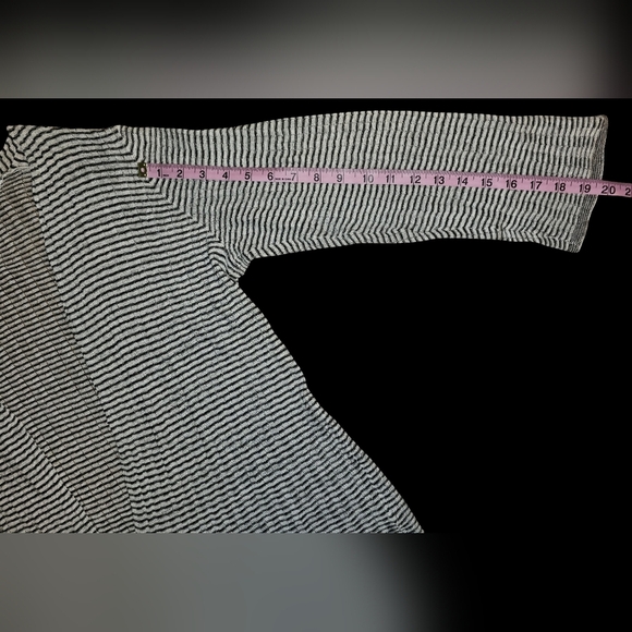 Eileen Fisher Gray Organic Linen Knit Cardigan Lightweight Open Front Sz M - Picture 14 of 15